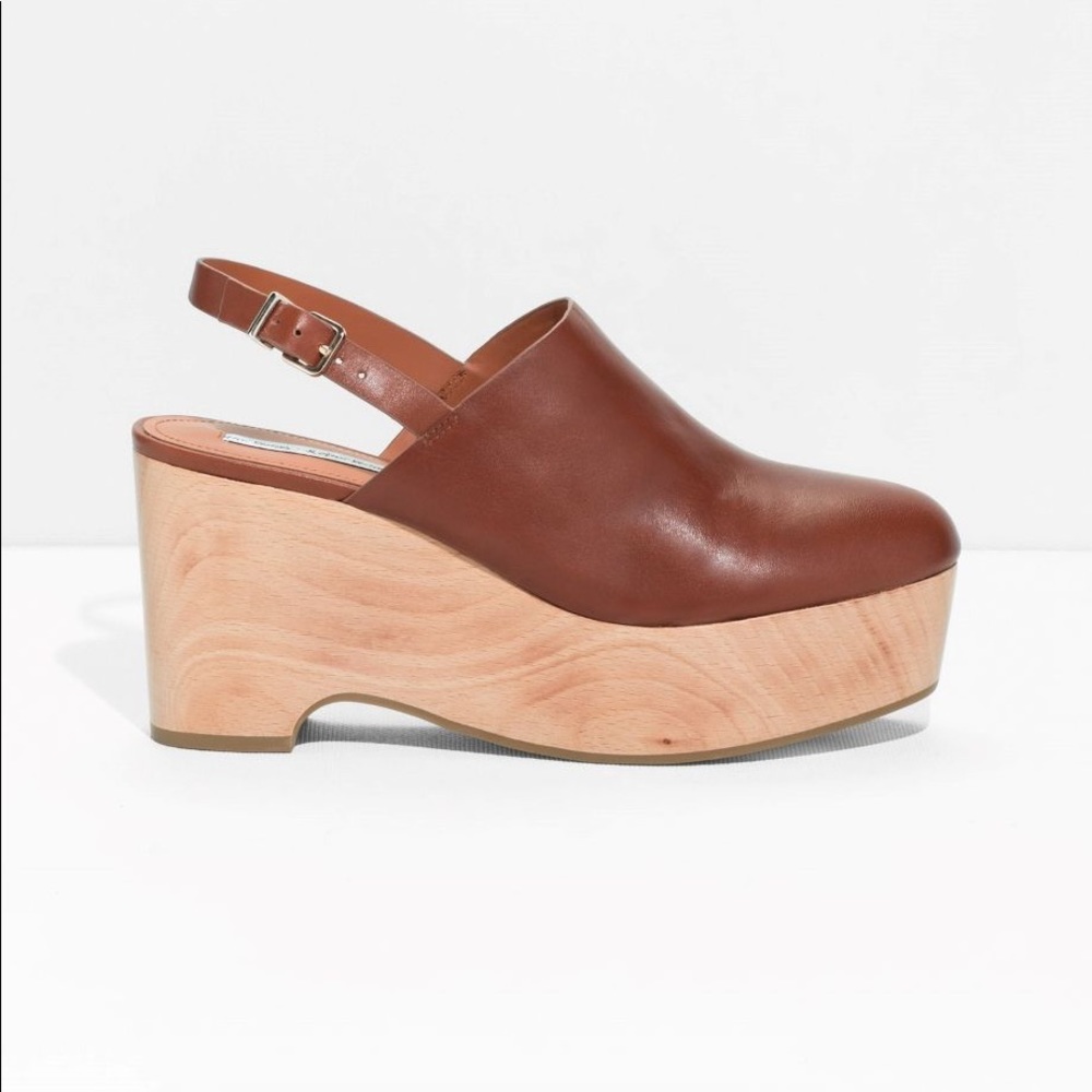 & other stories Size 6 brown wooden wedge